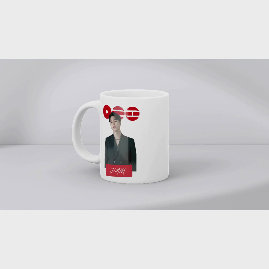 Taza “K-POP Idol 5  🔥” – Diseño estilo coreano moderno